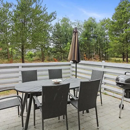 Holiday Katalina - 1-5km From The Sea In Western Jutland By Interhome *