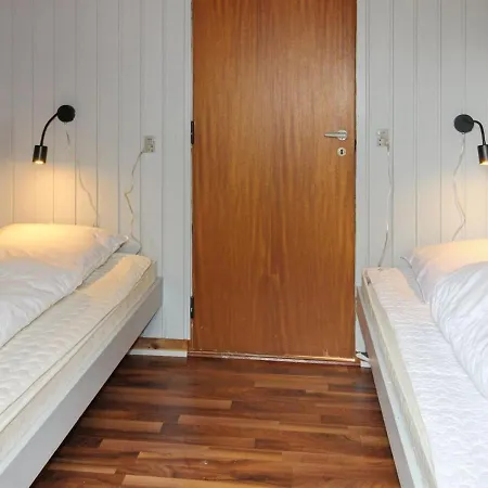 Holiday Katalina - 1-5km From The Sea In Western Jutland By Interhome *